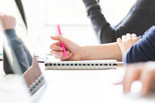 FIELD NOTES FOR A SUCCESSFUL CAREER TRANSITION