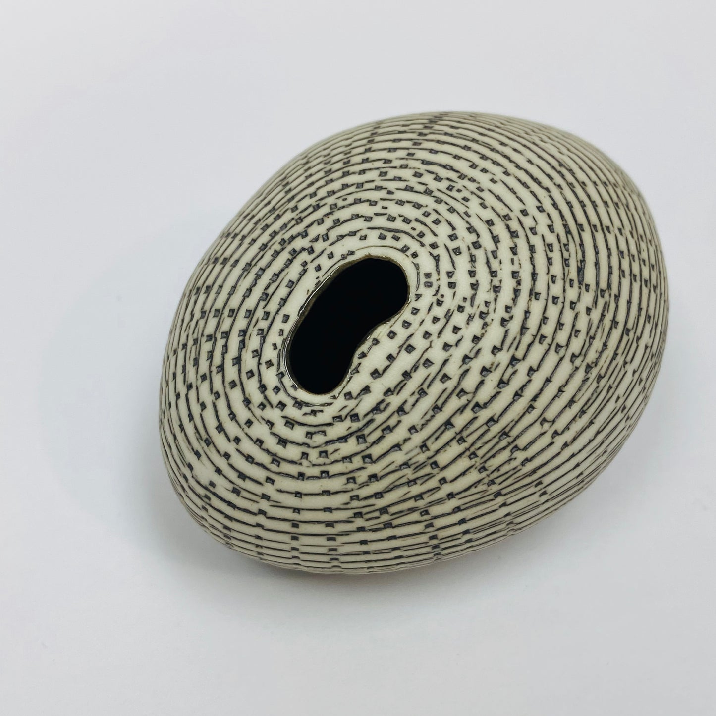 White and Black Pebble Mini Vase