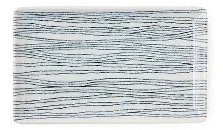 Wavy Black Lines Rectangular Plate 8" x 5"