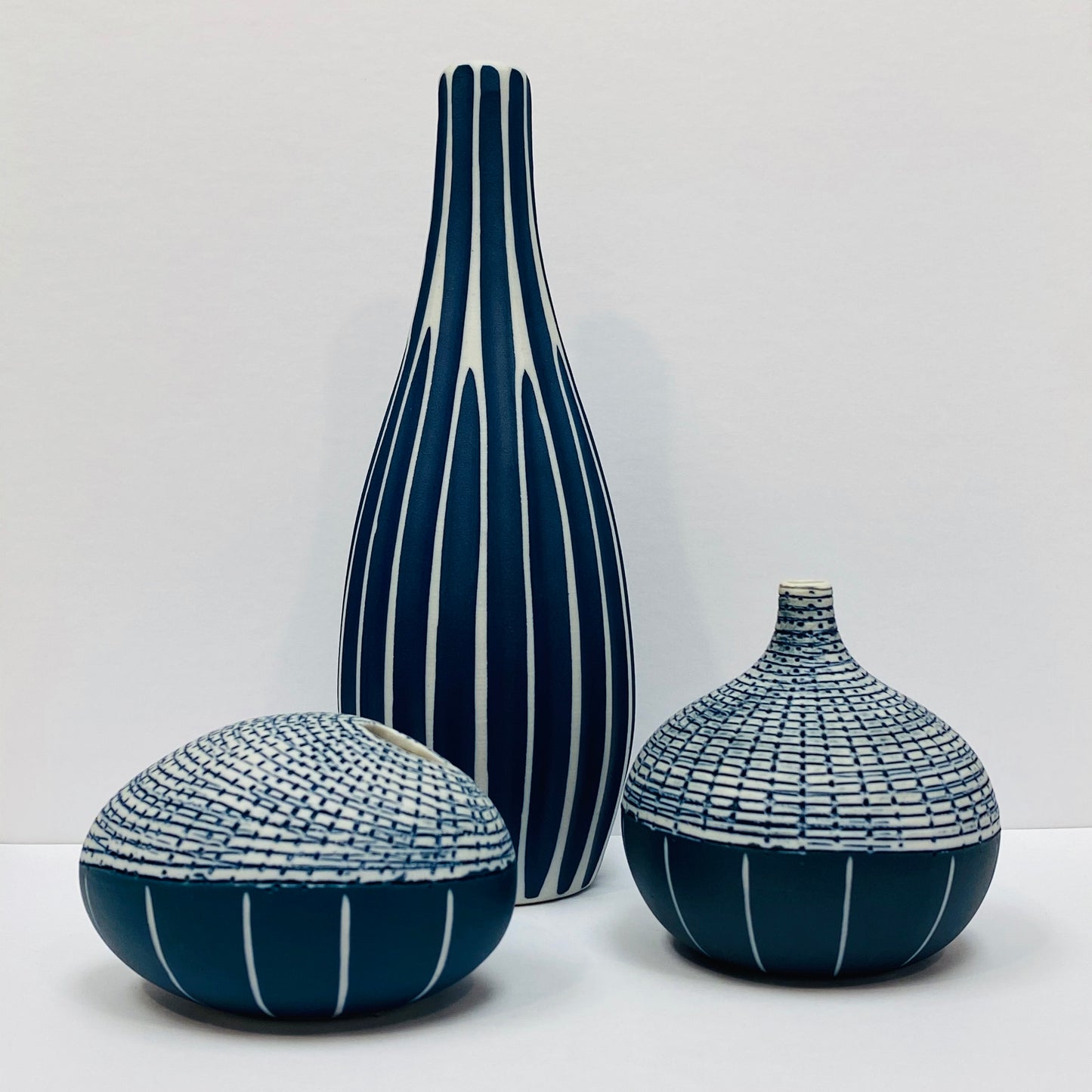 White and Blue Pebble Mini Vase