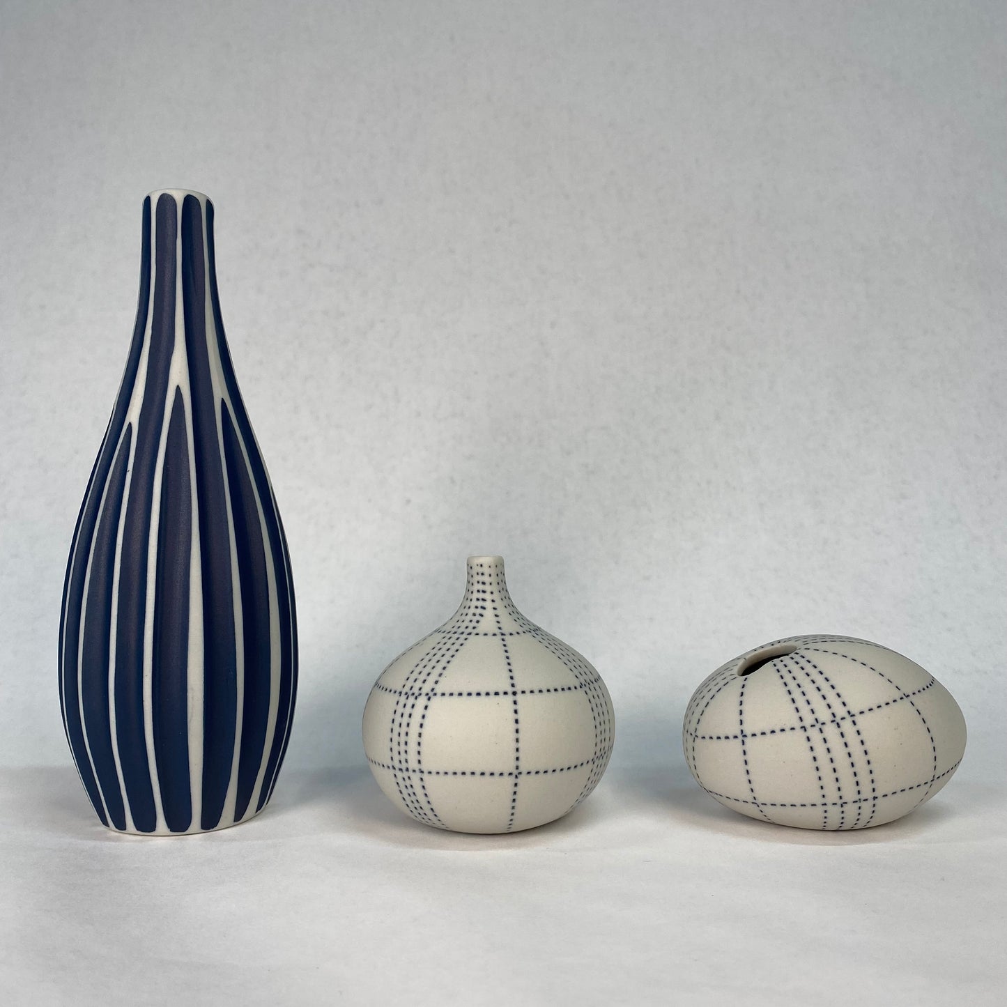 White and Blue Plaid Pebble Mini Vase