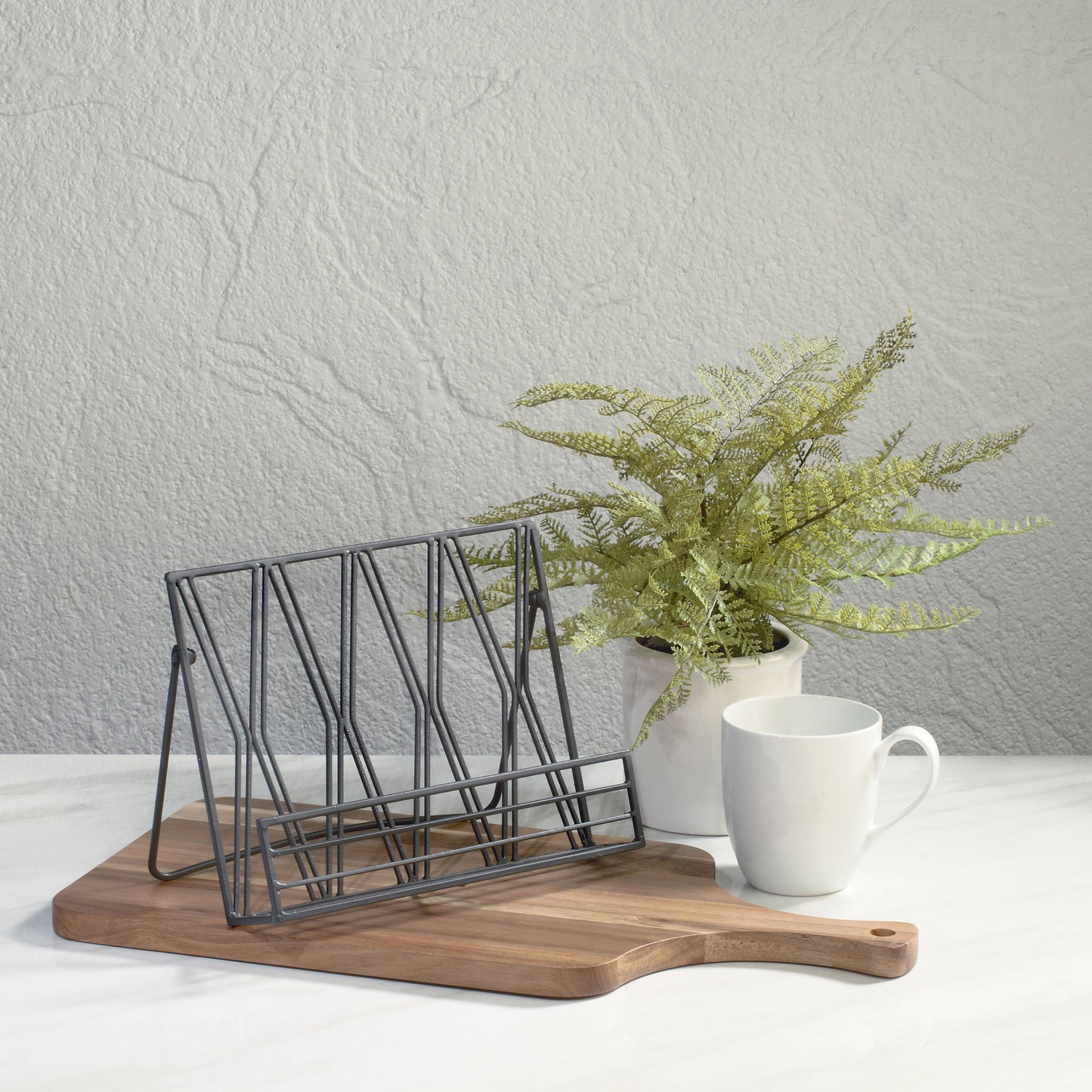 Diamond Pattern Black Metal Cookbook Stand