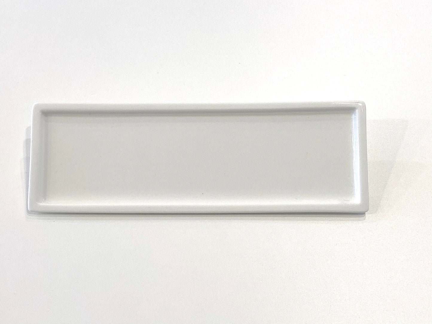 White Rectangular Plate