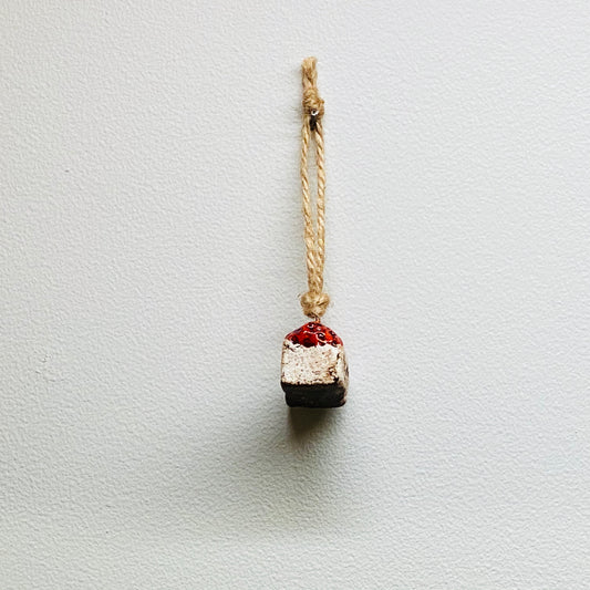 Mr & Mrs Red House Ornament